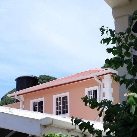 Maggie'S Inn Soufrière Zewnętrze zdjęcie